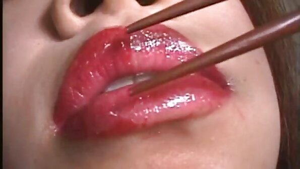 គ្រូពេទ្យភ្លេចភារកិច្ច ឃើញឌីវ៉ាសិចស៊ីបែបនេះ